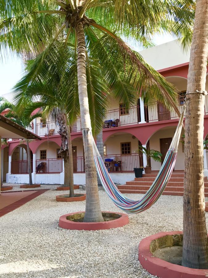 Les Jardins Du Flamboyant Hotel Ziguinchor Exterior photo